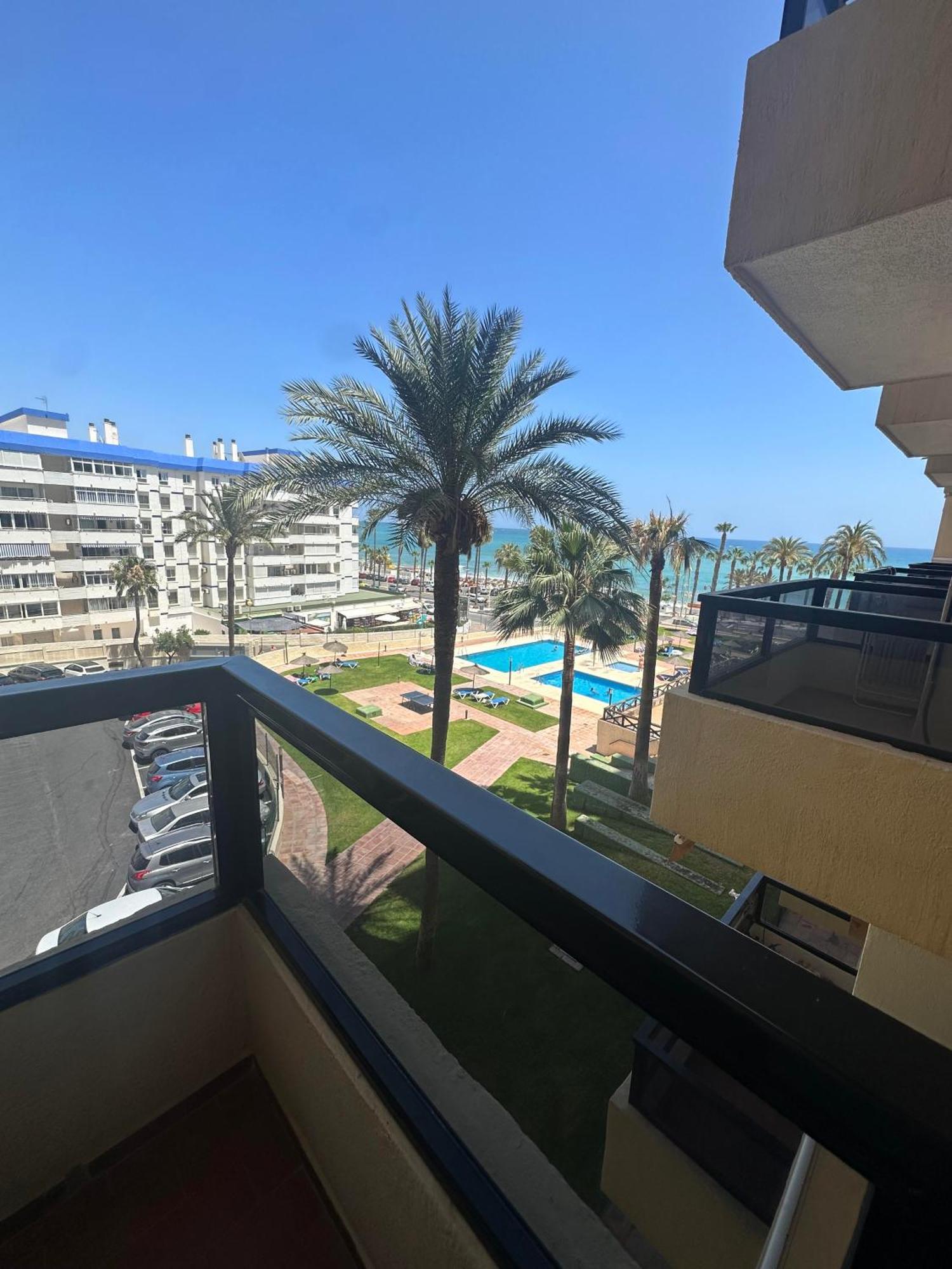 Apartamento Turistico Aloha Playa Benalmádena Exterior foto